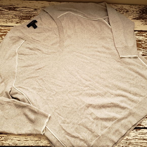 J.CREW sweater - Picture 2 of 3